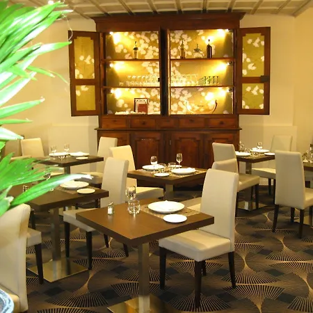 ホテル Logis Grand D'orleans Et Restaurant Le Goulu アルビ
