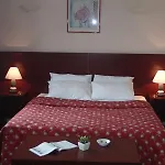 Logis Grand D'orleans 3*