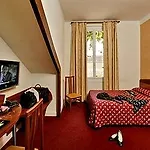 ホテル Logis Grand D'orleans