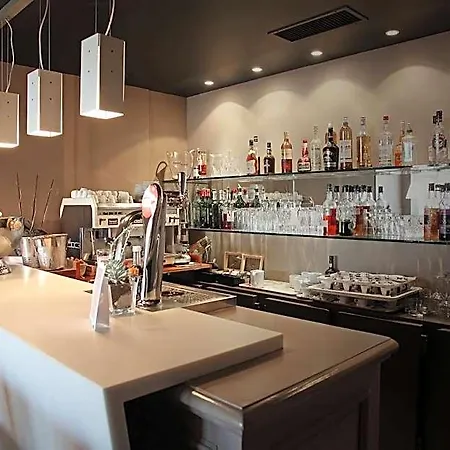 Logis Grand D'orleans Et Restaurant Le Goulu