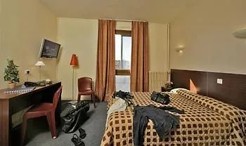 Logis Grand D'orleans Et Restaurant Le Goulu 3* 알비
