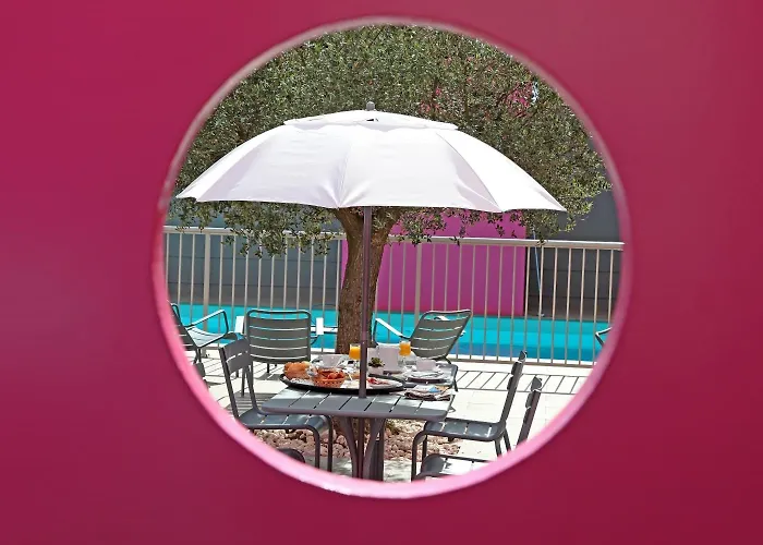 ホテル Logis Grand D'orleans 3*